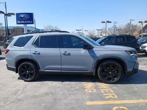 2025 Honda Pilot Black Edition