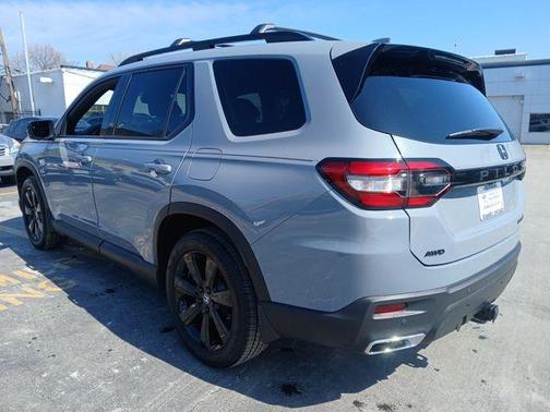 2025 Honda Pilot Black Edition