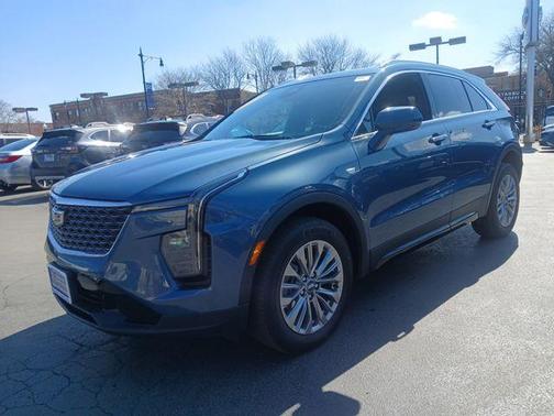 2024 Cadillac XT4 Premium Luxury