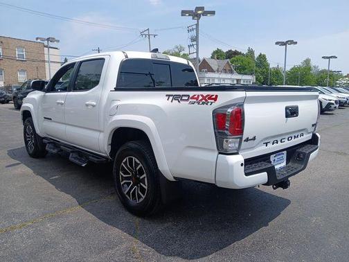 2022 Toyota Tacoma TRD Sport