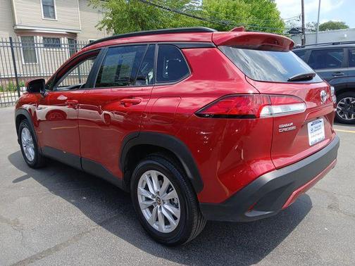 2023 Toyota Corolla Cross LE