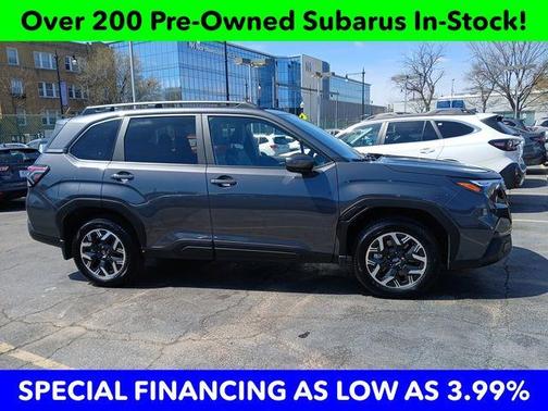 2025 Subaru Forester Premium