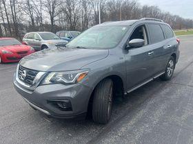 2020 Nissan Pathfinder S