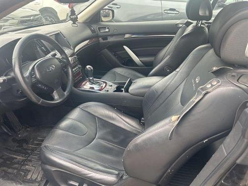 2011 INFINITI G37 Base