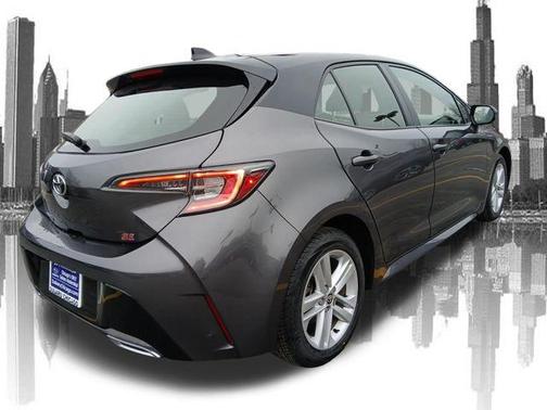 Magnetic Gray Metallic 2022 Toyota Corolla Hatchback SE