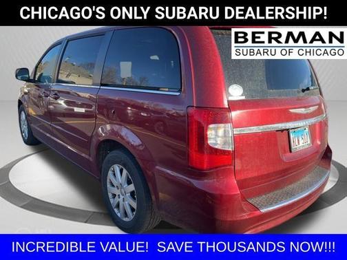 2016 Chrysler Town & Country LX