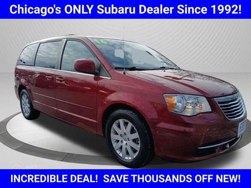 2016 Chrysler Town & Country LX