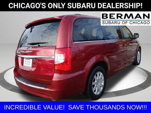 2016 Chrysler Town & Country LX