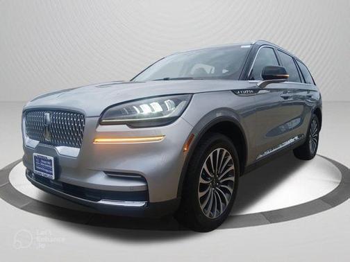 Radiance Metallic 2022 Lincoln Aviator Standard AWD