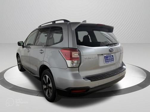 Ice Silver Metallic 2018 Subaru Forester 2.5i Premium