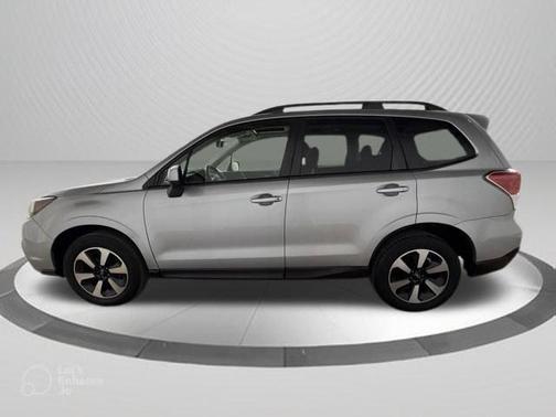 Ice Silver Metallic 2018 Subaru Forester 2.5i Premium