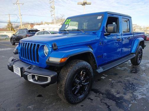 2022 Jeep Gladiator Sport