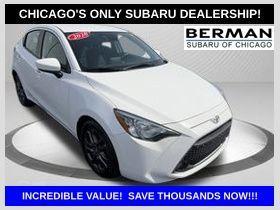 2020 Toyota Yaris Sedan LE