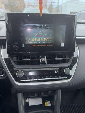 2023 Toyota Corolla Cross XLE