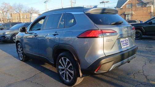 2023 Toyota Corolla Cross XLE