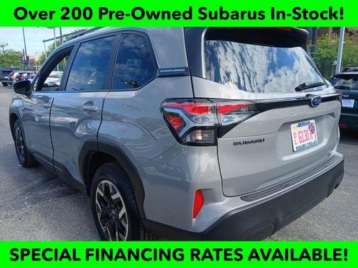 2025 Subaru Forester Premium
