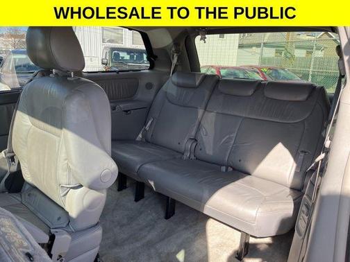 2007 Toyota Sienna XLE