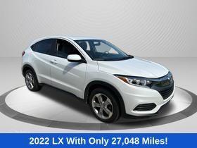 White 2022 Honda HR-V LX