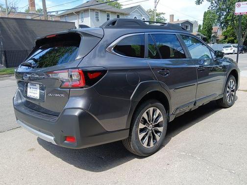 Magnetite Gray Metallic 2025 Subaru Outback Limited