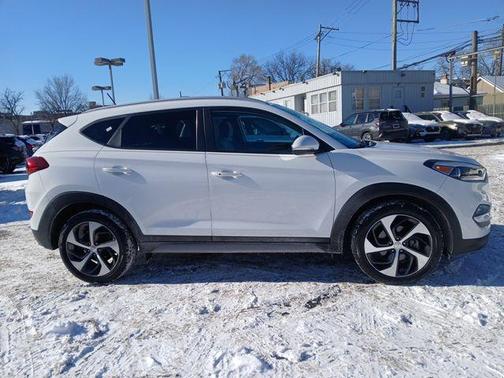2017 Hyundai TUCSON Sport