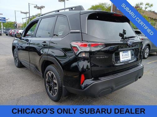 2025 Subaru Forester Premium
