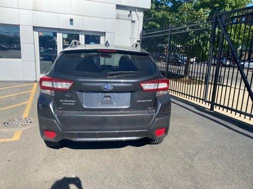 Photo 3 of 10 of 2019 Subaru Crosstrek 2.0i Premium