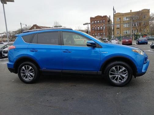 2018 Toyota RAV4 Hybrid LE Plus