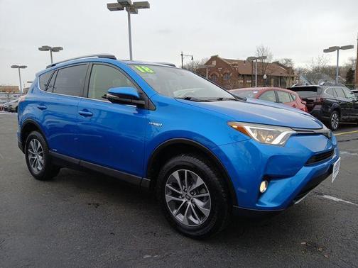 2018 Toyota RAV4 Hybrid LE Plus