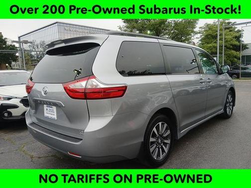 2018 Toyota Sienna LE