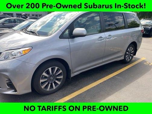 2018 Toyota Sienna LE