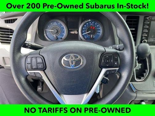 2018 Toyota Sienna LE