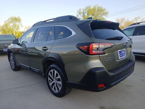 Autumn Green Metallic 2024 Subaru Outback Premium