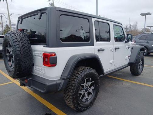 Bright White Clearcoat 2018 Jeep Wrangler Unlimited Rubicon
