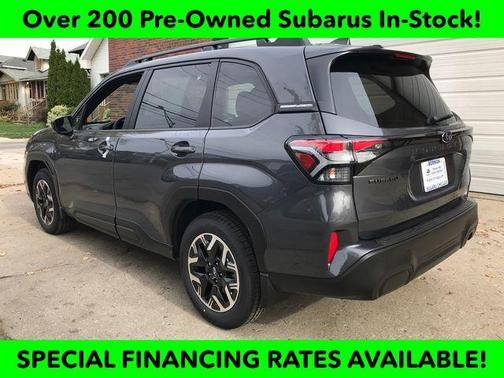 2025 Subaru Forester Premium