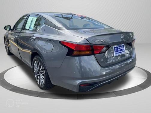 Gun Metallic 2025 Nissan Altima SV