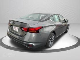 Gun Metallic 2025 Nissan Altima SV