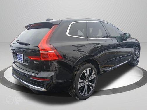 2022 Volvo XC60 B5 Inscription