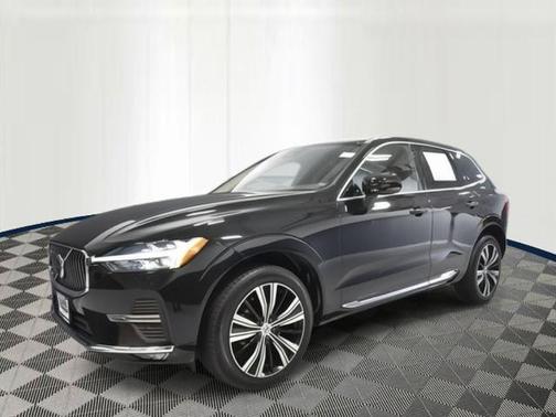 2022 Volvo XC60 B5 Inscription