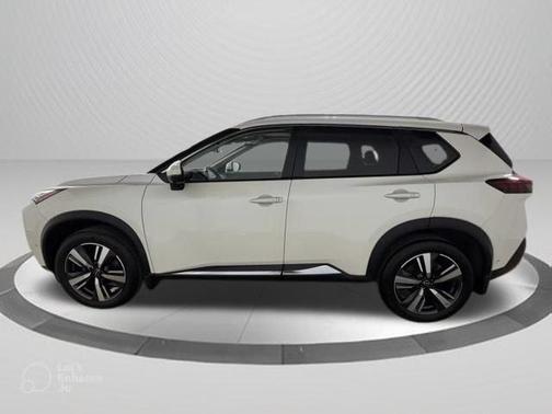 White 2023 Nissan Rogue Platinum