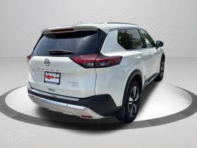 White 2023 Nissan Rogue Platinum