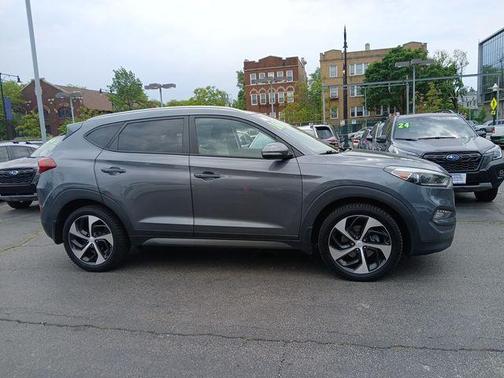 2016 Hyundai TUCSON Sport