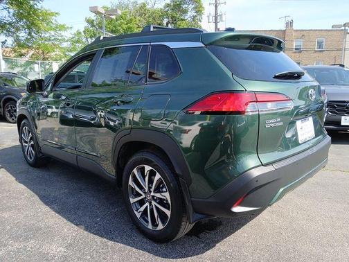 2024 Toyota Corolla Cross XLE