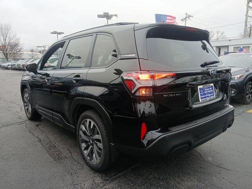 Crystal Black Silica 2025 Subaru Forester Touring