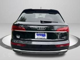 Mythos Black Metallic 2022 Audi Q5 45 S line quattro Premium