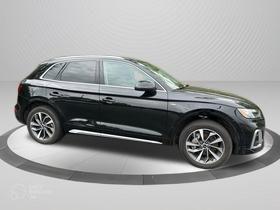 Mythos Black Metallic 2022 Audi Q5 45 S line quattro Premium