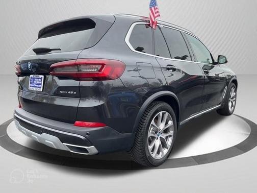 Dark Graphite Metallic 2022 BMW X5 PHEV xDrive45e