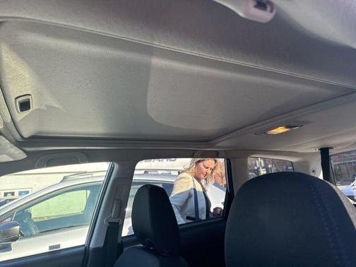 Ice Silver Metallic 2013 Subaru Forester 2.5X Premium