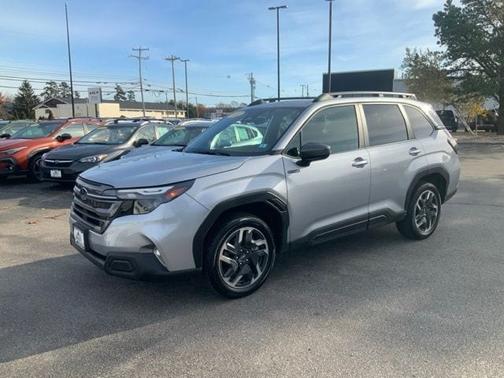 2025 Subaru Forester Hybrid Premium Hybrid