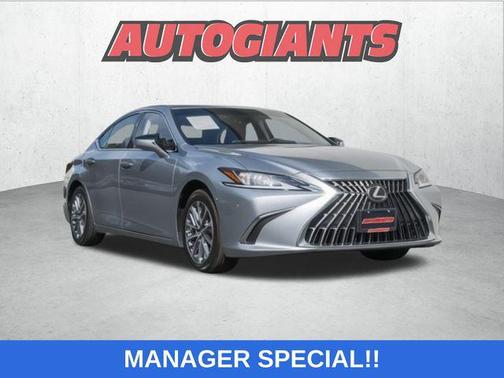 2022 Lexus ES 350 Base
