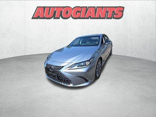 2022 Lexus ES 350 Base